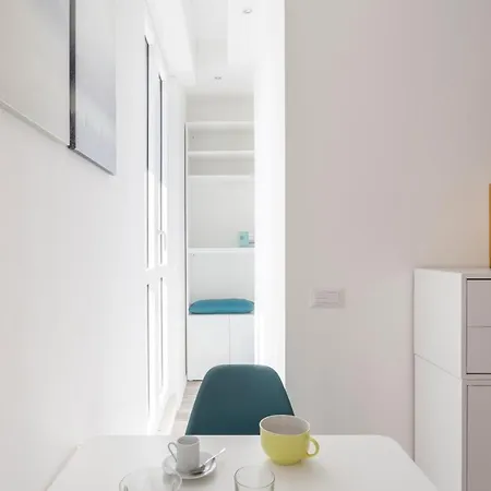 아파트 Hostmate - Milano- Varanini'S Corner- Nolo 밀라노