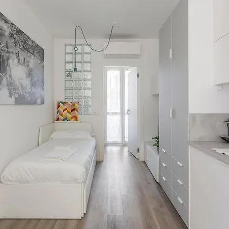Hostmate - Milano- Varanini'S Corner- Nolo 아파트