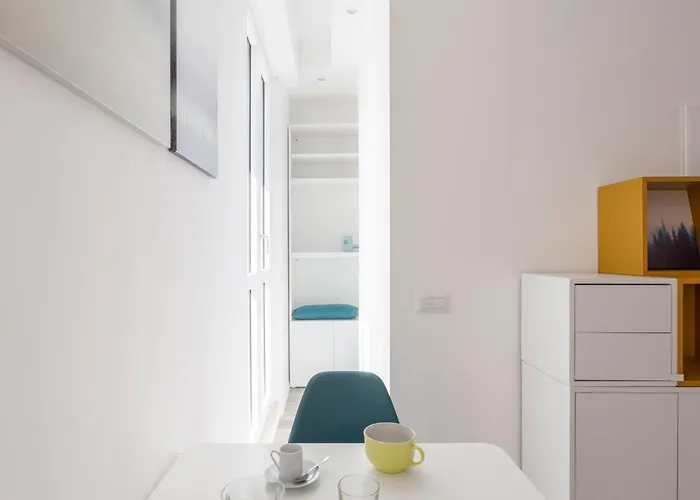 Apartment Hostmate - Milano- Varanini's Corner- Nolo Milan