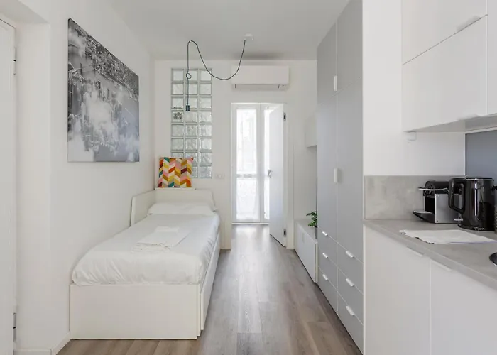 Hostmate - Milano- Varanini's Corner- Nolo Apartment