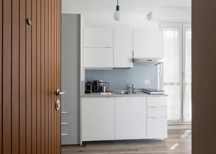 Hostmate - Milano- Varanini's Corner- Nolo Apartment Milan